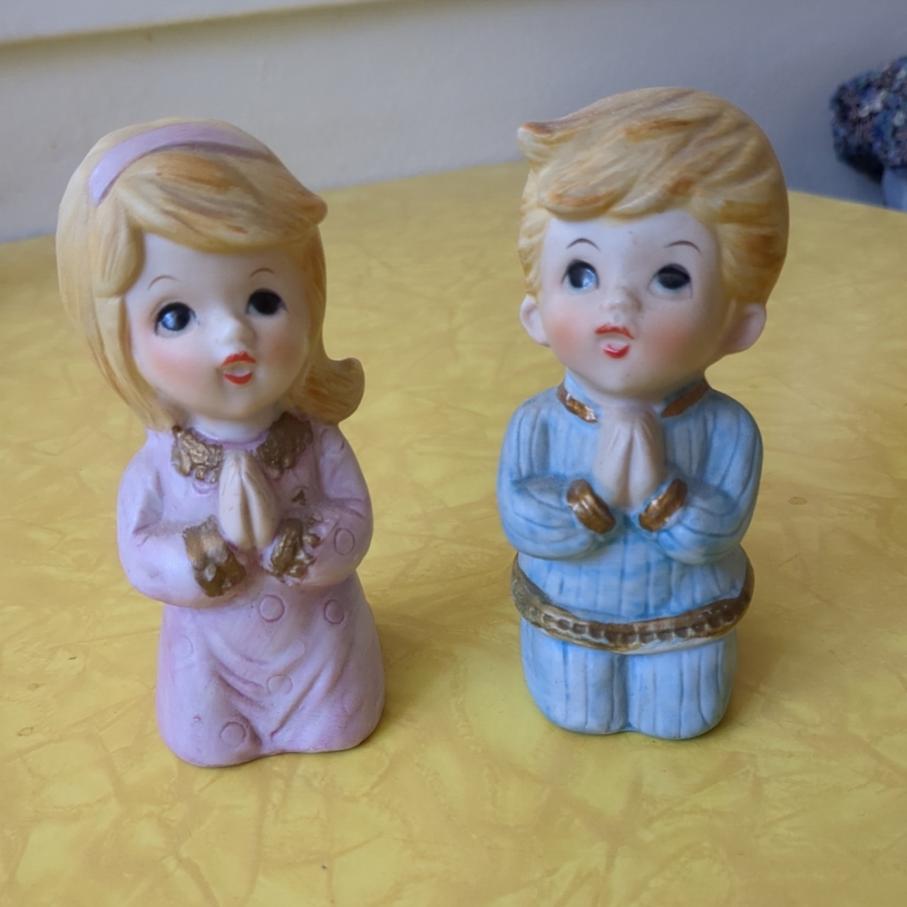 Vintage HOMCO 5211 SET ceramic bisque boy & girl kneeling praying 4" MCM